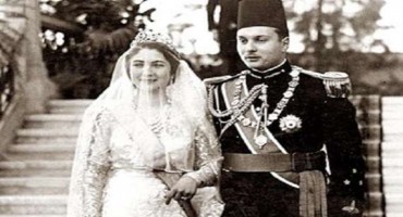 Golden commemorative coins on the Occasion of The royal wedding in 1938 AD