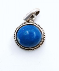 Lapis Lazuli pendant with silver