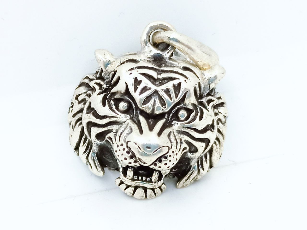 دلاية من الفضة