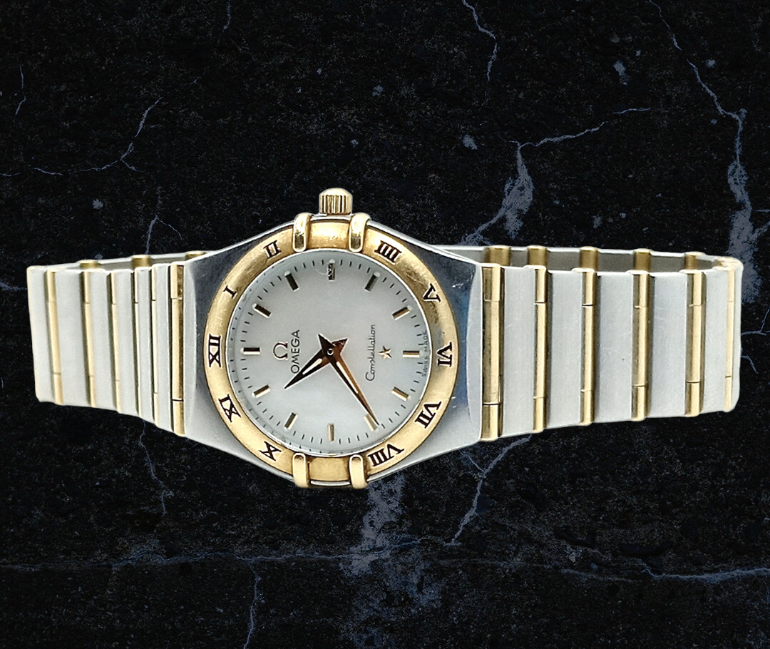 OMEGA CONSTELLATION GOLD WATCH