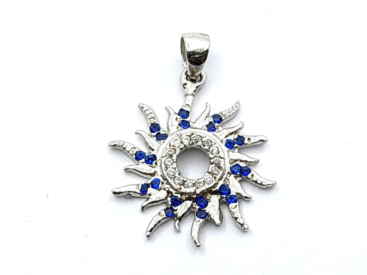 SILVER PENDANT SUN