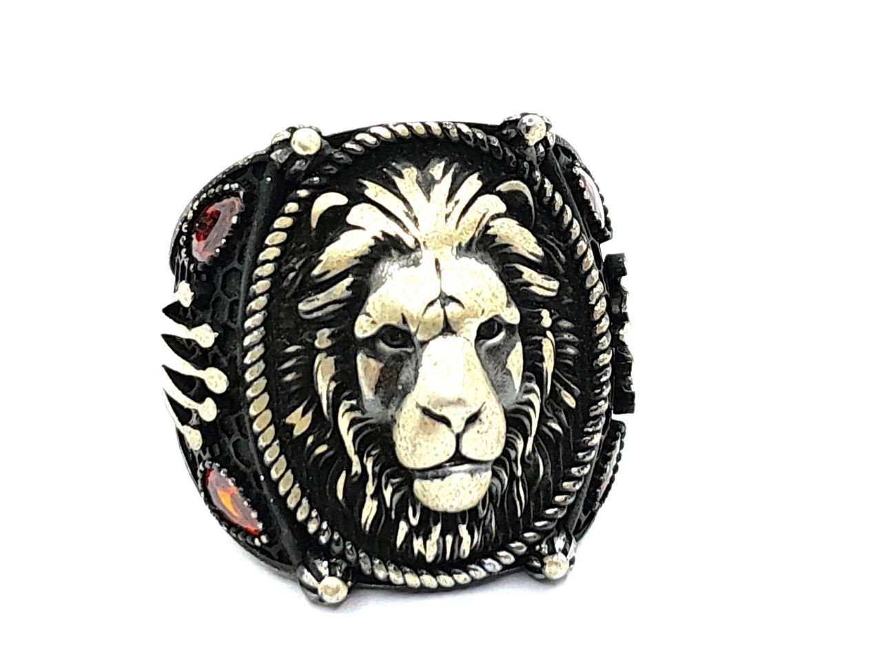Lion silver ring
