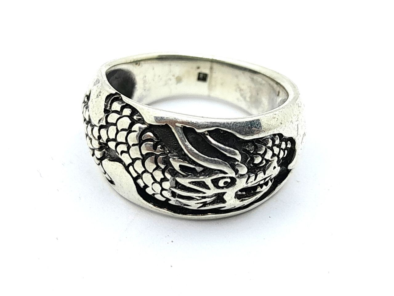 Silver dragon ring