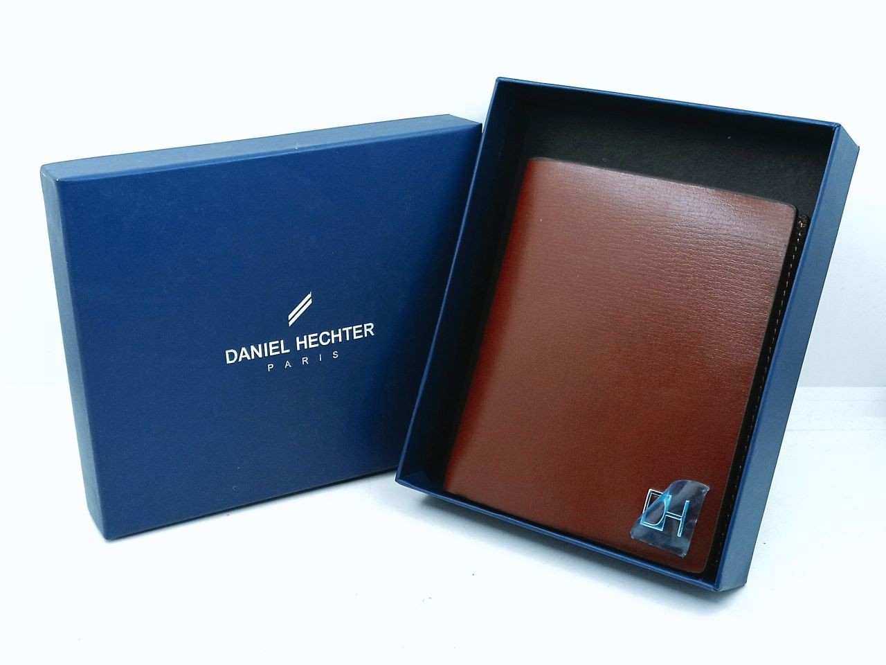 Daniel Hitcher leather wallet