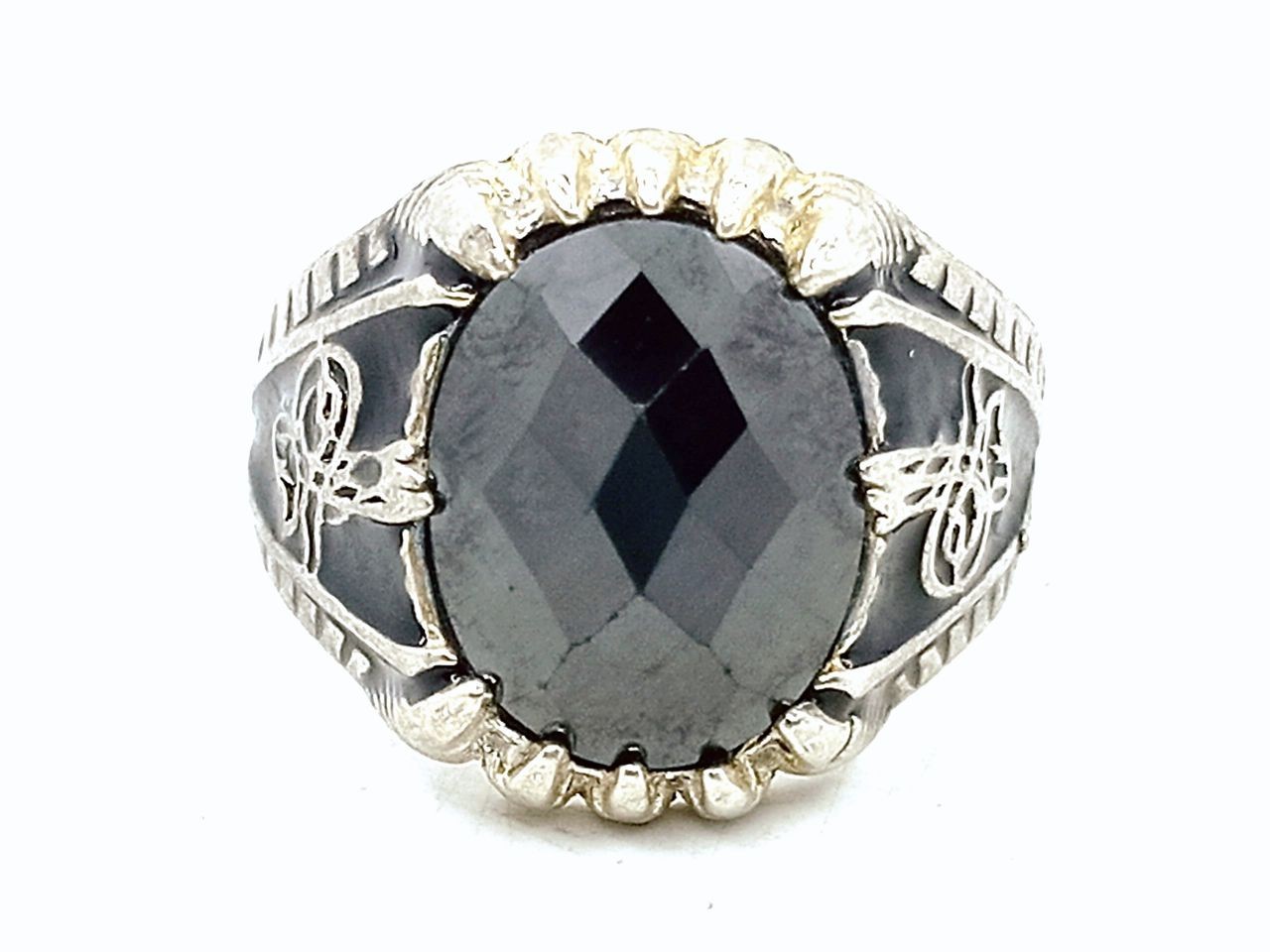 Zircon stone ring