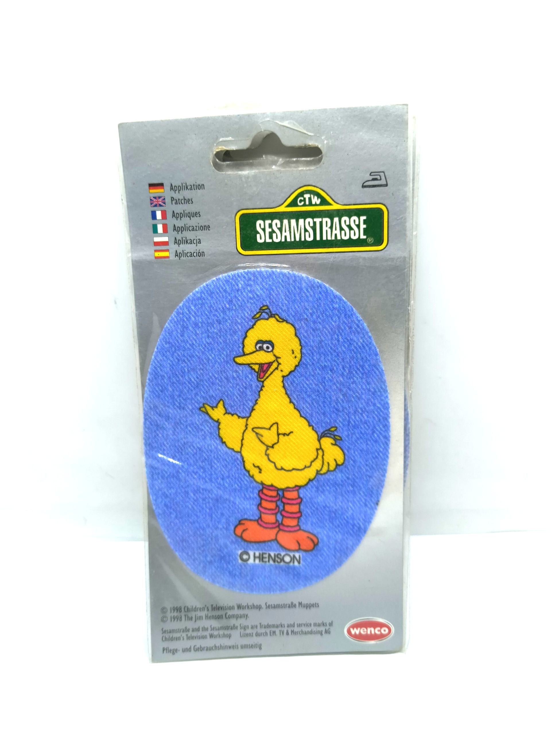 IRON PATCH&STICKERSBadge featuring a character from the "Sesame Street" cartoon show