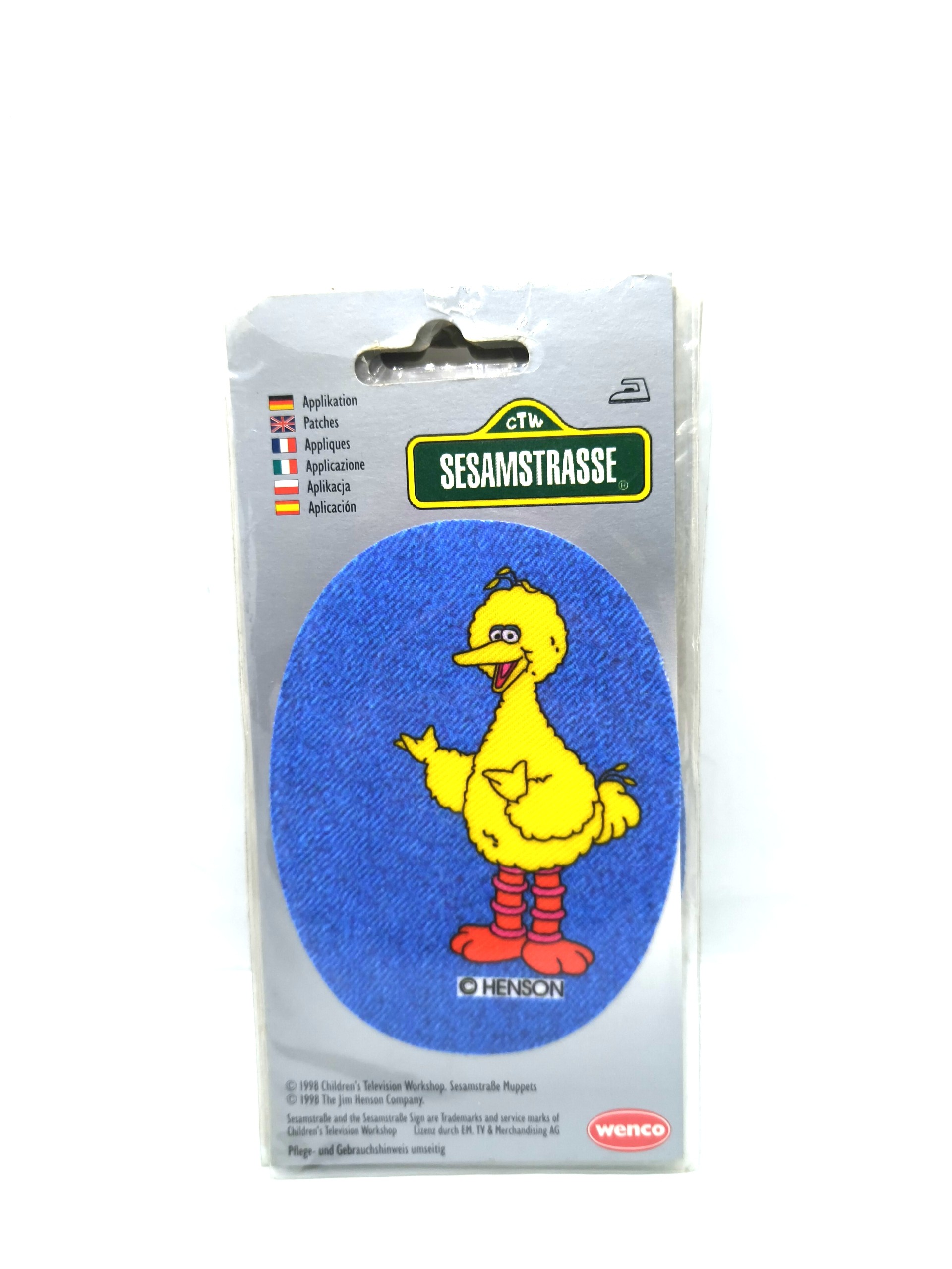 بادج للشخصيه الكارتونيه big bird من برنامج sesamstrsseبديجات & ملصقات